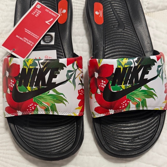 Nike Black and Red Floral Slides - Picture 2 of 3